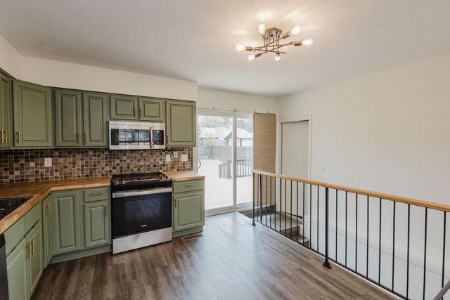 515 E Maywood, Wichita, KS 67216