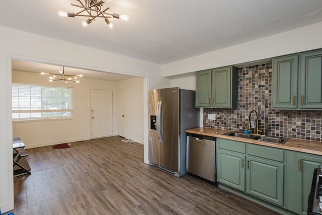 515 E Maywood, Wichita, KS 67216