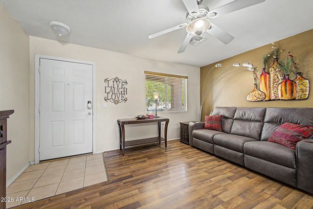 1085 E DESERT ROSE Trail, San Tan Valley, AZ 85143