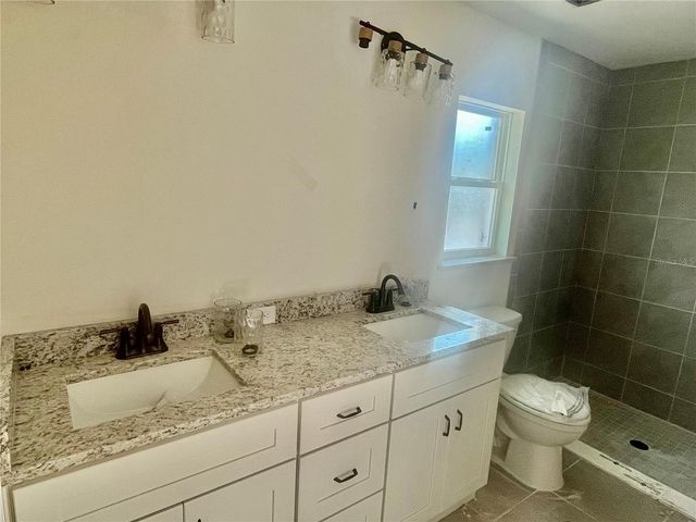 64 GUAVA PASS, Ocklawaha, FL 32179