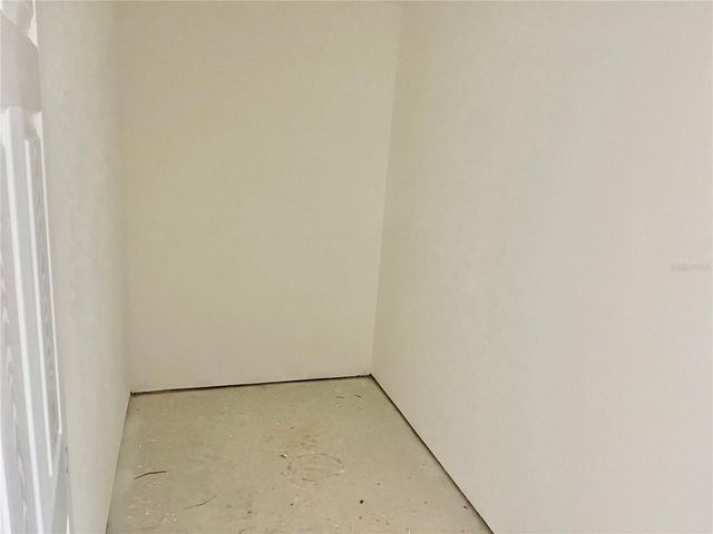 64 GUAVA PASS, Ocklawaha, FL 32179