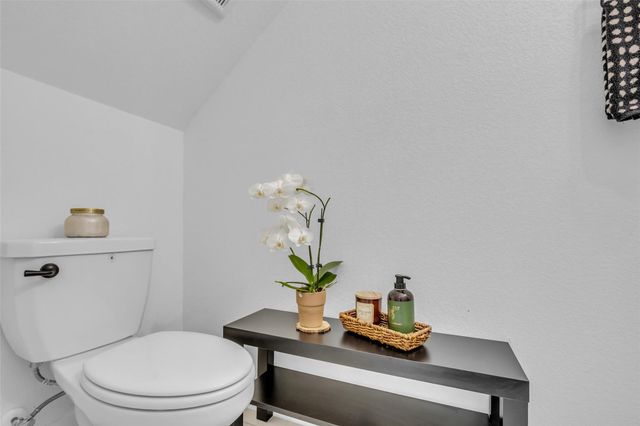 426 Glacier Pass, Montgomery, TX 77382