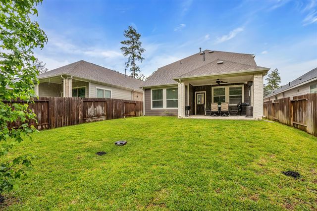 426 Glacier Pass, Montgomery, TX 77382