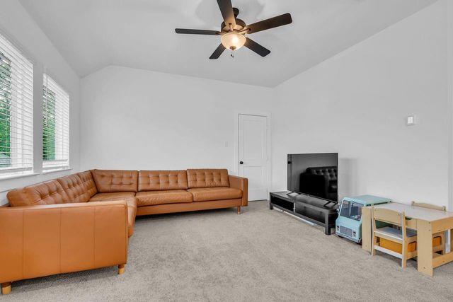 426 Glacier Pass, Montgomery, TX 77382