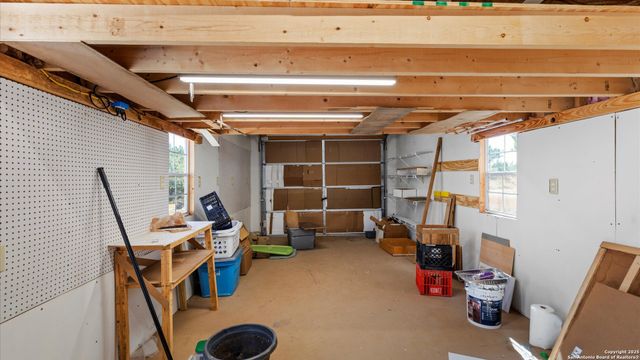 3309 FOREST TRAIL DR, Bandera, TX 78003