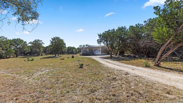 3309 FOREST TRAIL DR, Bandera, TX 78003