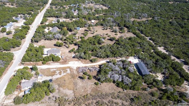 3309 FOREST TRAIL DR, Bandera, TX 78003