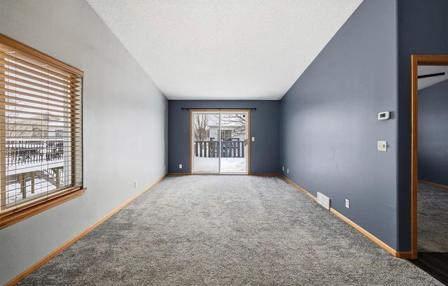 4306 39th Avenue S, Fargo, ND 58104