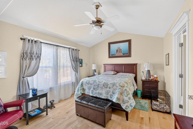 1345 NW 16th Court, Redmond, OR 97756