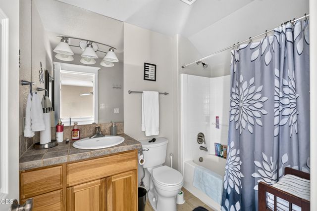 1345 NW 16th Court, Redmond, OR 97756