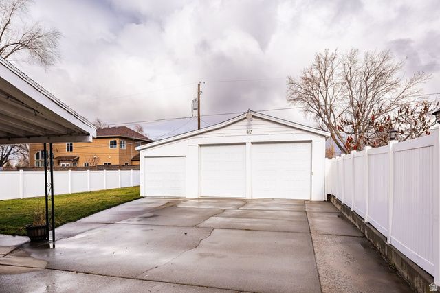 735 E LISONBEE AVE, Millcreek, UT 84106