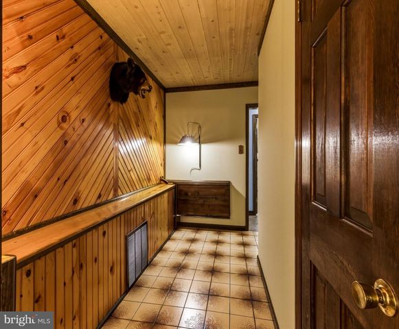 445 TROWBRIDGE AVE, Woodbury, NJ 08096