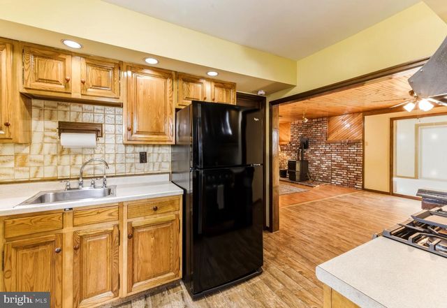 445 TROWBRIDGE AVE, Woodbury, NJ 08096