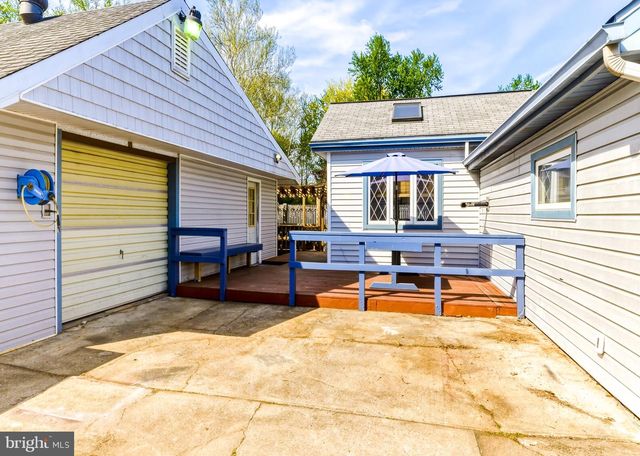 445 TROWBRIDGE AVE, Woodbury, NJ 08096