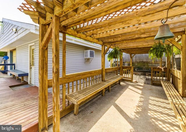 445 TROWBRIDGE AVE, Woodbury, NJ 08096