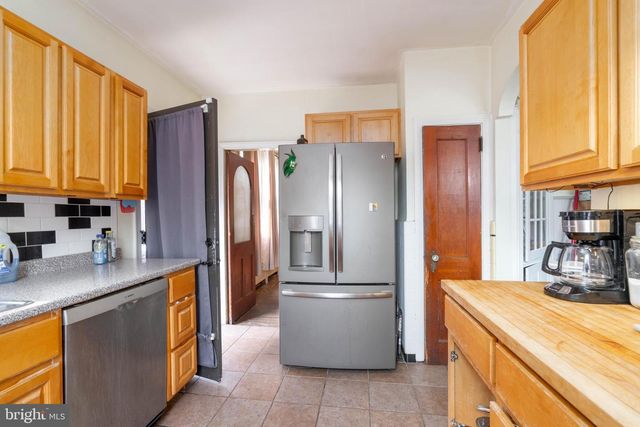 995 HARRISON ST, Philadelphia, PA 19124