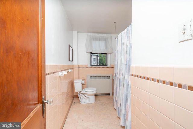 995 HARRISON ST, Philadelphia, PA 19124