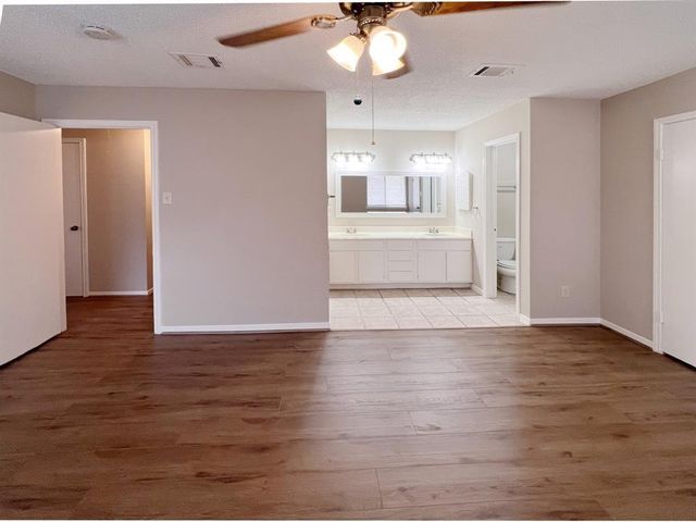 3122 Windmill Street, Sugar Land, TX 77479