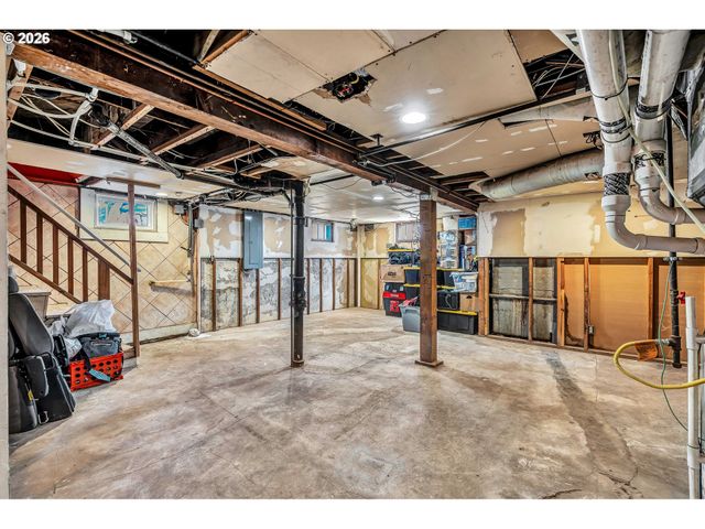 5806 Ne GARFIELD Ave, Portland, OR 97211