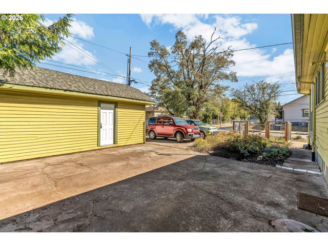 5806 Ne GARFIELD Ave, Portland, OR 97211
