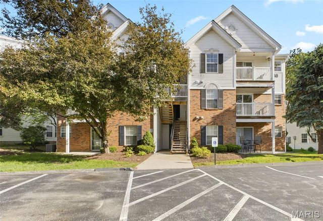 430 Benton Drive A, St Peters, MO 63376