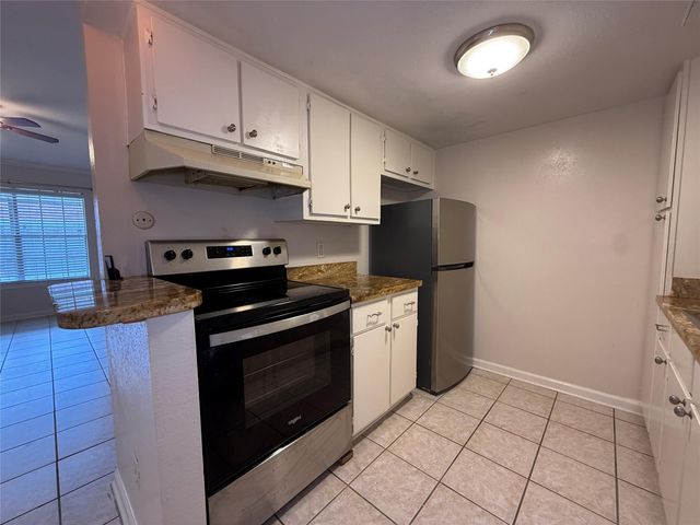 2250 Bering Drive 66, Houston, TX 77057