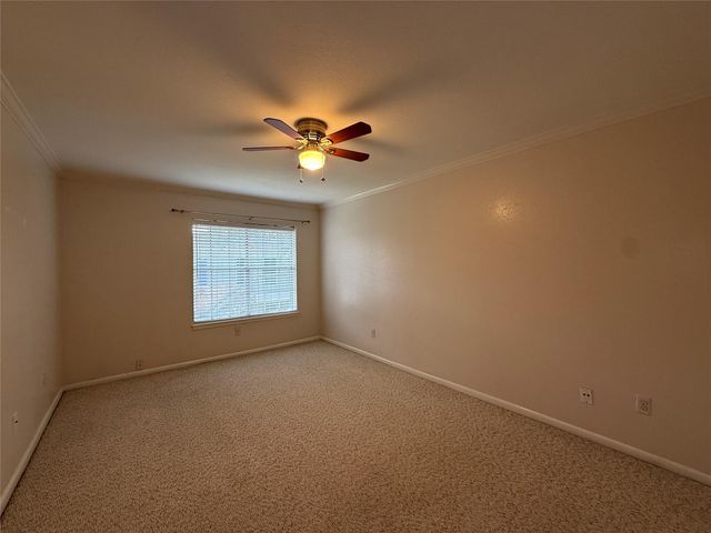 2250 Bering Drive 66, Houston, TX 77057