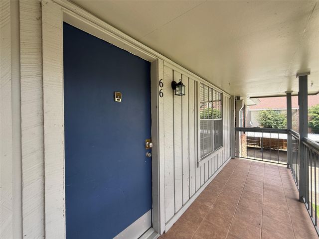 2250 Bering Drive 66, Houston, TX 77057