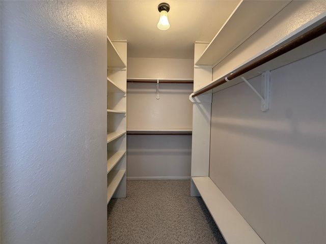 2250 Bering Drive 66, Houston, TX 77057
