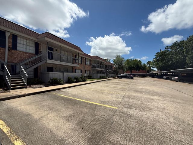 2250 Bering Drive 66, Houston, TX 77057