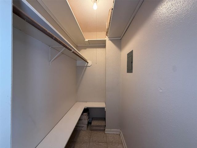 2250 Bering Drive 66, Houston, TX 77057