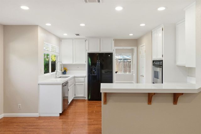 3014 Nancy Ln, West Sacramento, CA 95691