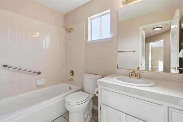 3014 Nancy Ln, West Sacramento, CA 95691