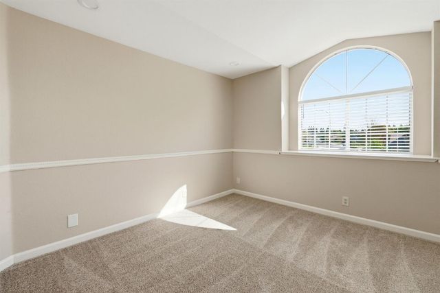 3014 Nancy Ln, West Sacramento, CA 95691