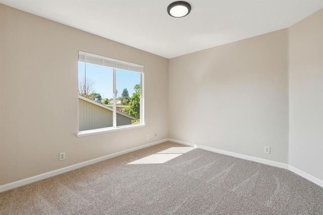 3014 Nancy Ln, West Sacramento, CA 95691