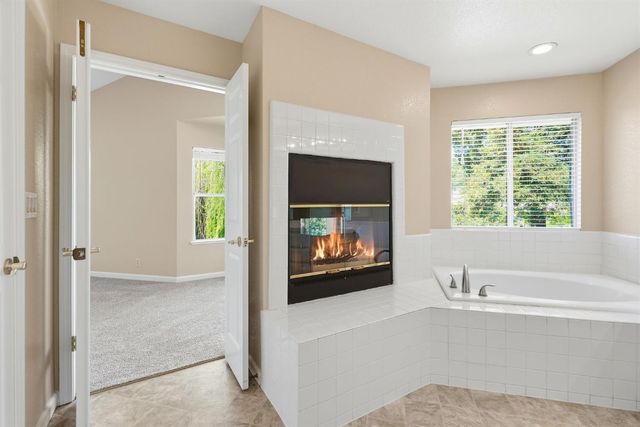 3014 Nancy Ln, West Sacramento, CA 95691