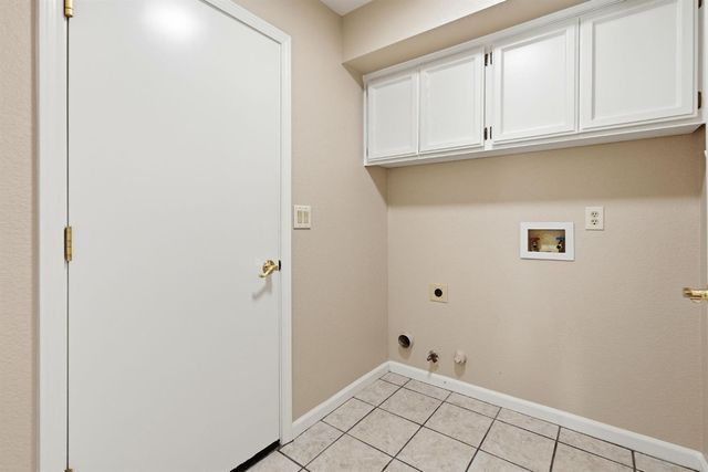 3014 Nancy Ln, West Sacramento, CA 95691