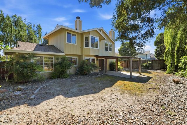 3014 Nancy Ln, West Sacramento, CA 95691