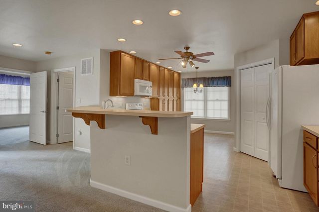 468 W WALTER AVE, Greencastle, PA 17225