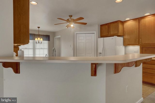 468 W WALTER AVE, Greencastle, PA 17225