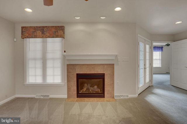 468 W WALTER AVE, Greencastle, PA 17225
