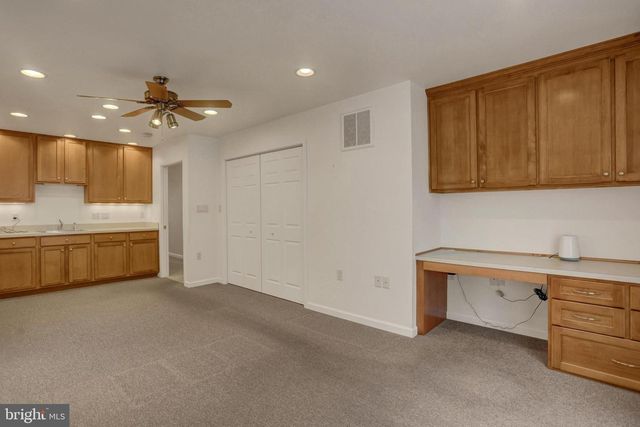 468 W WALTER AVE, Greencastle, PA 17225