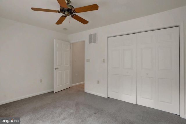 468 W WALTER AVE, Greencastle, PA 17225