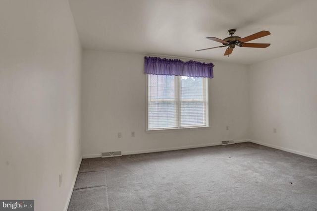 468 W WALTER AVE, Greencastle, PA 17225