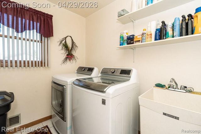 3739 Bethuy Road, Casco Township, MI 48064