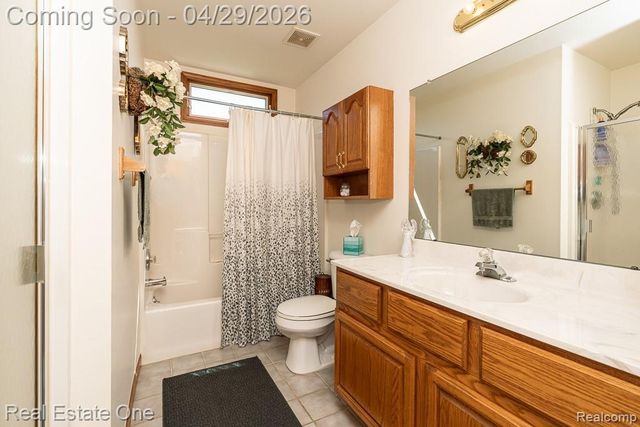 3739 Bethuy Road, Casco Township, MI 48064