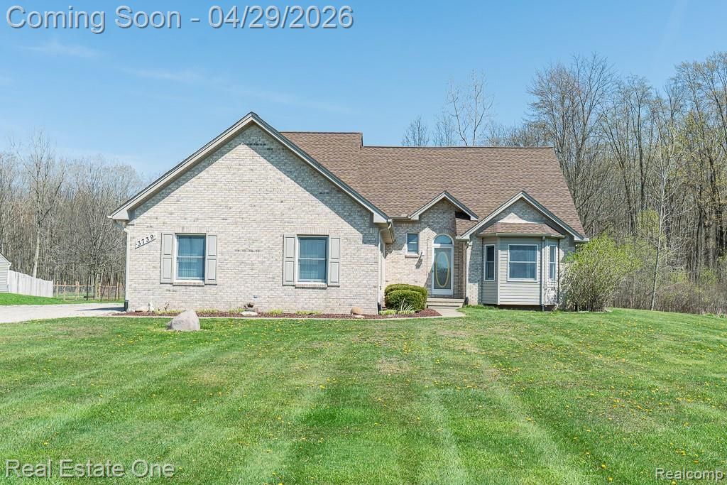 3739 Bethuy Road, Casco Township, MI 48064