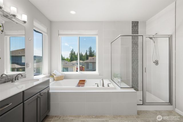 2417 NE Redford Street, Poulsbo, WA 98370