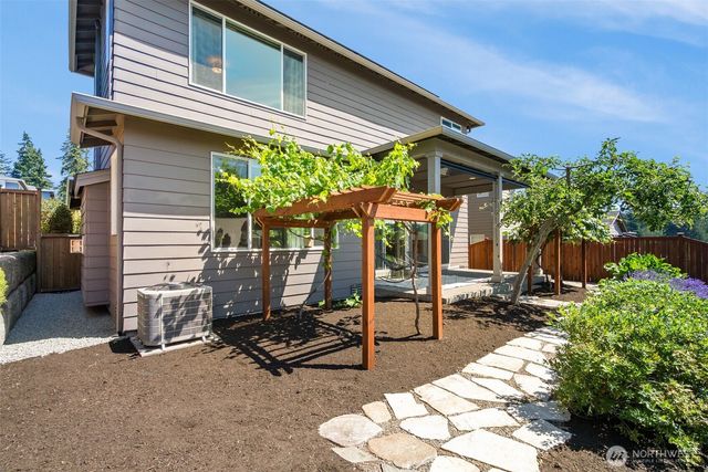 2417 NE Redford Street, Poulsbo, WA 98370