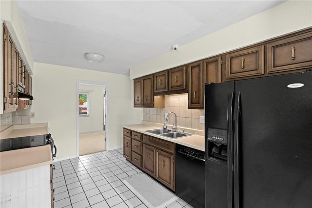 330 Winding Ridge Drive, Harrison Twp, OH 45415